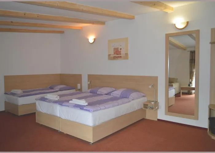 Tiva Affittacamere 3*