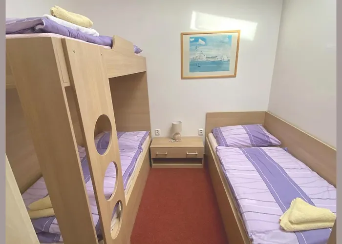 בית הארחה Tiva