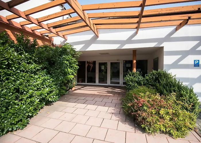 Tiva בית הארחה